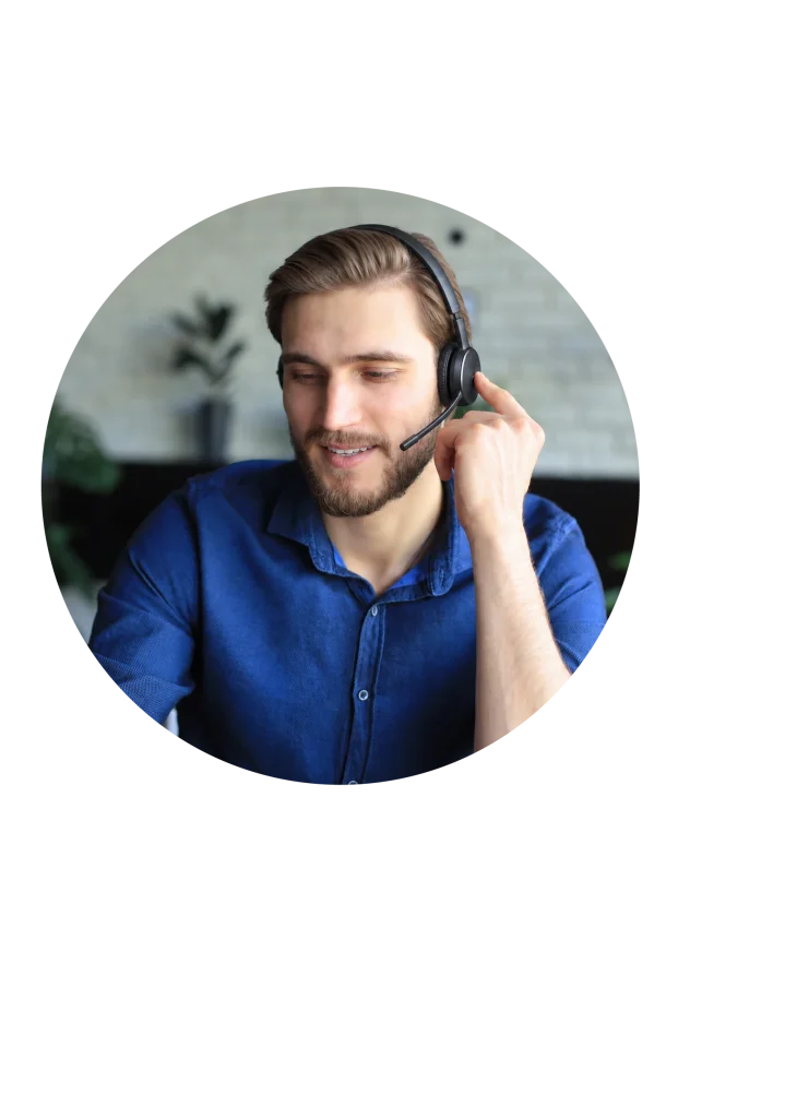 Agent au casque, dans une composition de cercles